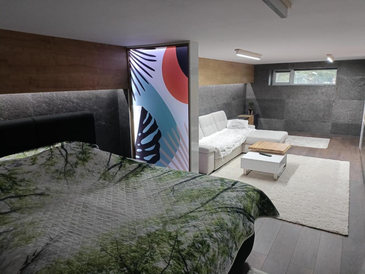 מיירקורה-צ'וק New Apartment Apartament Modern Recent Construit Modern Ujepitesu Tarsashazi Lakresz מראה חיצוני תמונה