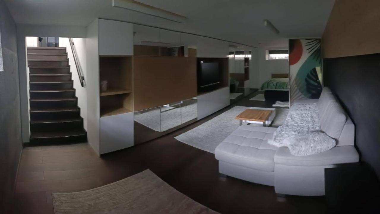 מיירקורה-צ'וק New Apartment Apartament Modern Recent Construit Modern Ujepitesu Tarsashazi Lakresz מראה חיצוני תמונה