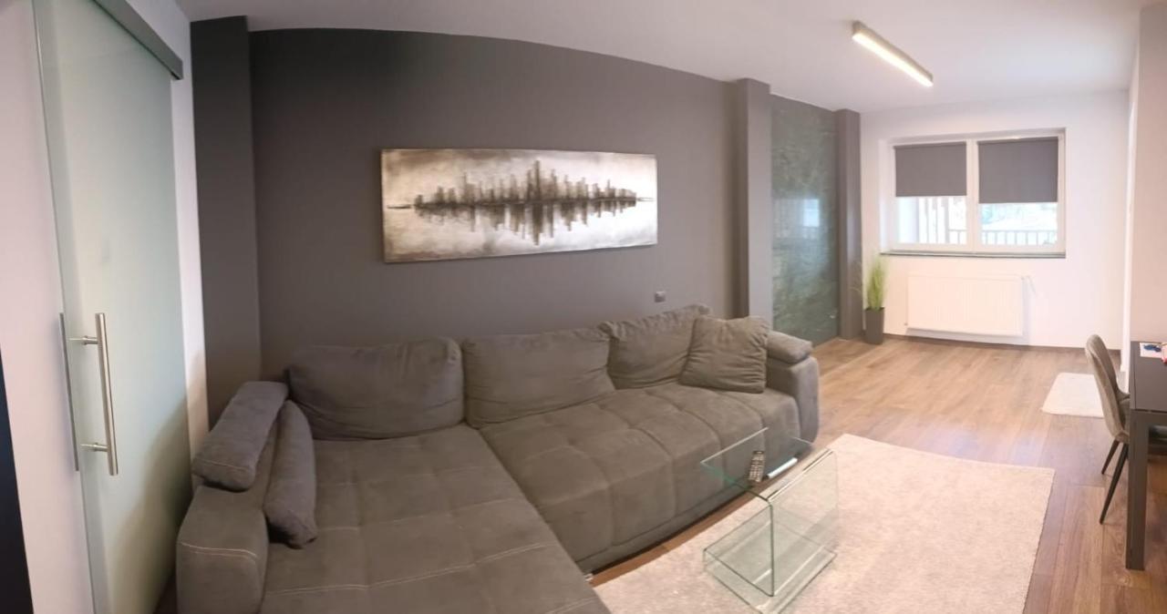 מיירקורה-צ'וק New Apartment Apartament Modern Recent Construit Modern Ujepitesu Tarsashazi Lakresz מראה חיצוני תמונה
