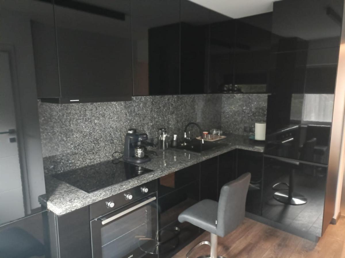 מיירקורה-צ'וק New Apartment Apartament Modern Recent Construit Modern Ujepitesu Tarsashazi Lakresz מראה חיצוני תמונה