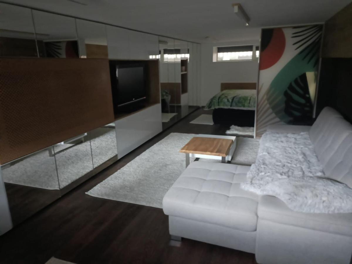 מיירקורה-צ'וק New Apartment Apartament Modern Recent Construit Modern Ujepitesu Tarsashazi Lakresz מראה חיצוני תמונה